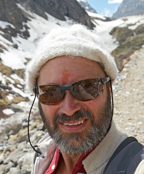 vasudharatrailbabaselfie470